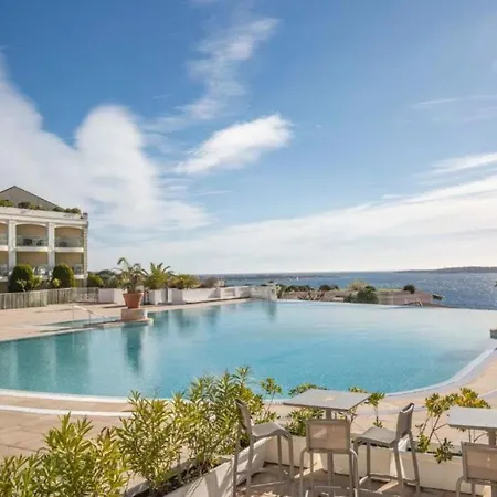 Apartment With Ac Terrace Sea View Swimming Pool Parking -Benakey